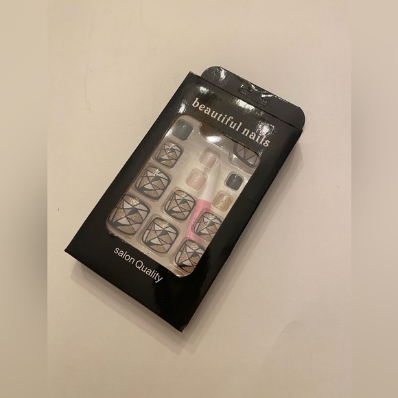 NWT Pedicure Toenails Geometric Gold Glitter Beige Black White Neutrals - Picture 3 of 8